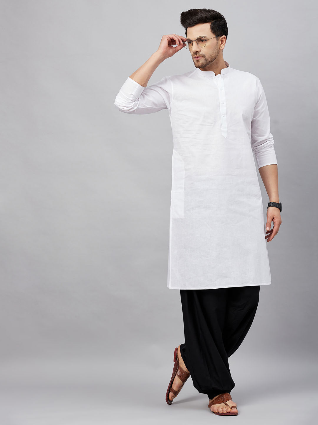 Vastramay mens white kurta and black patiala et