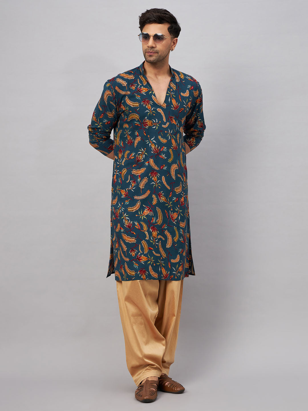 VASTRAMAY Men's Blue Printed Kurta with Patiala Set