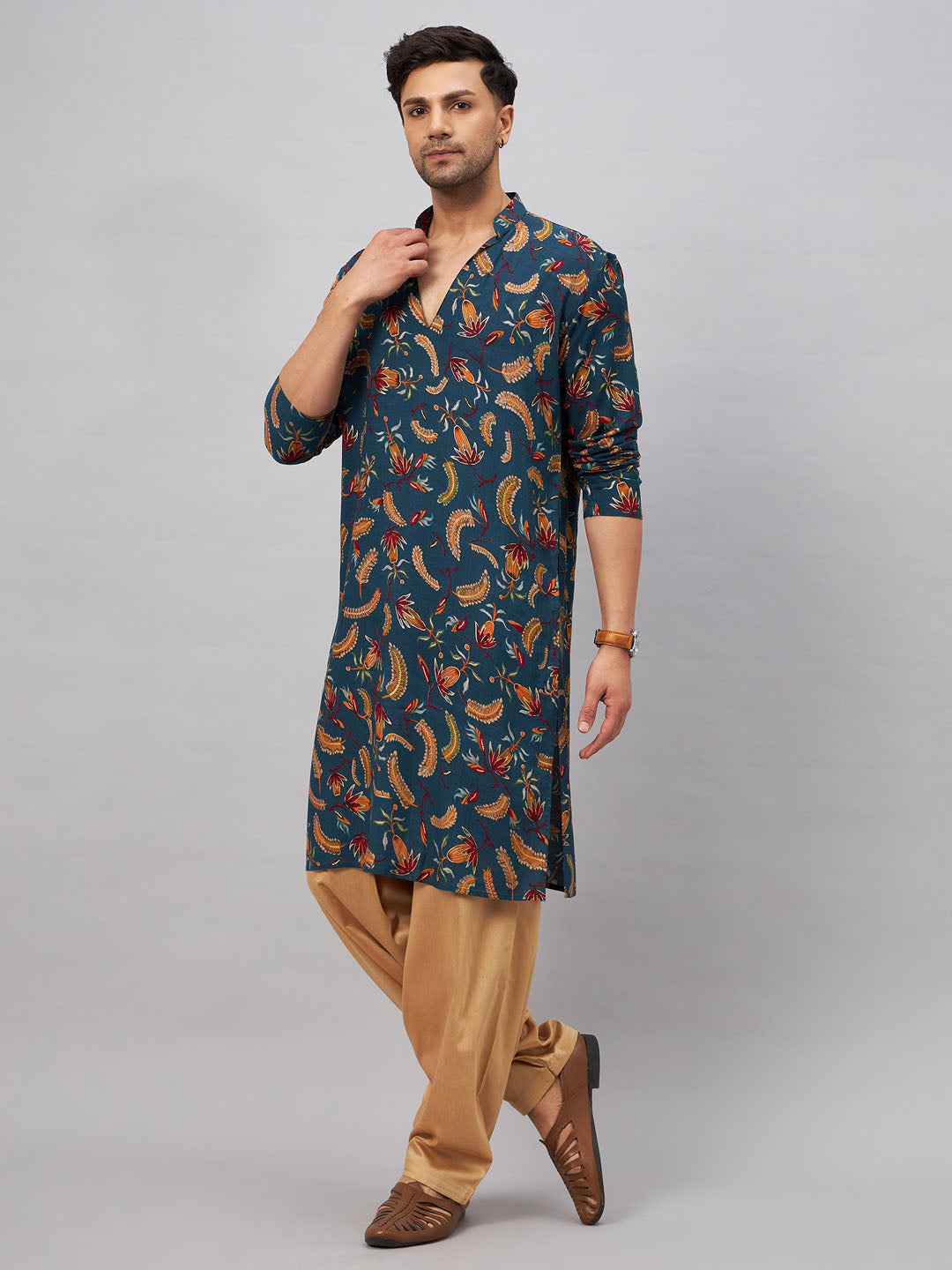 VASTRAMAY Men's Blue Printed Kurta with Patiala Set