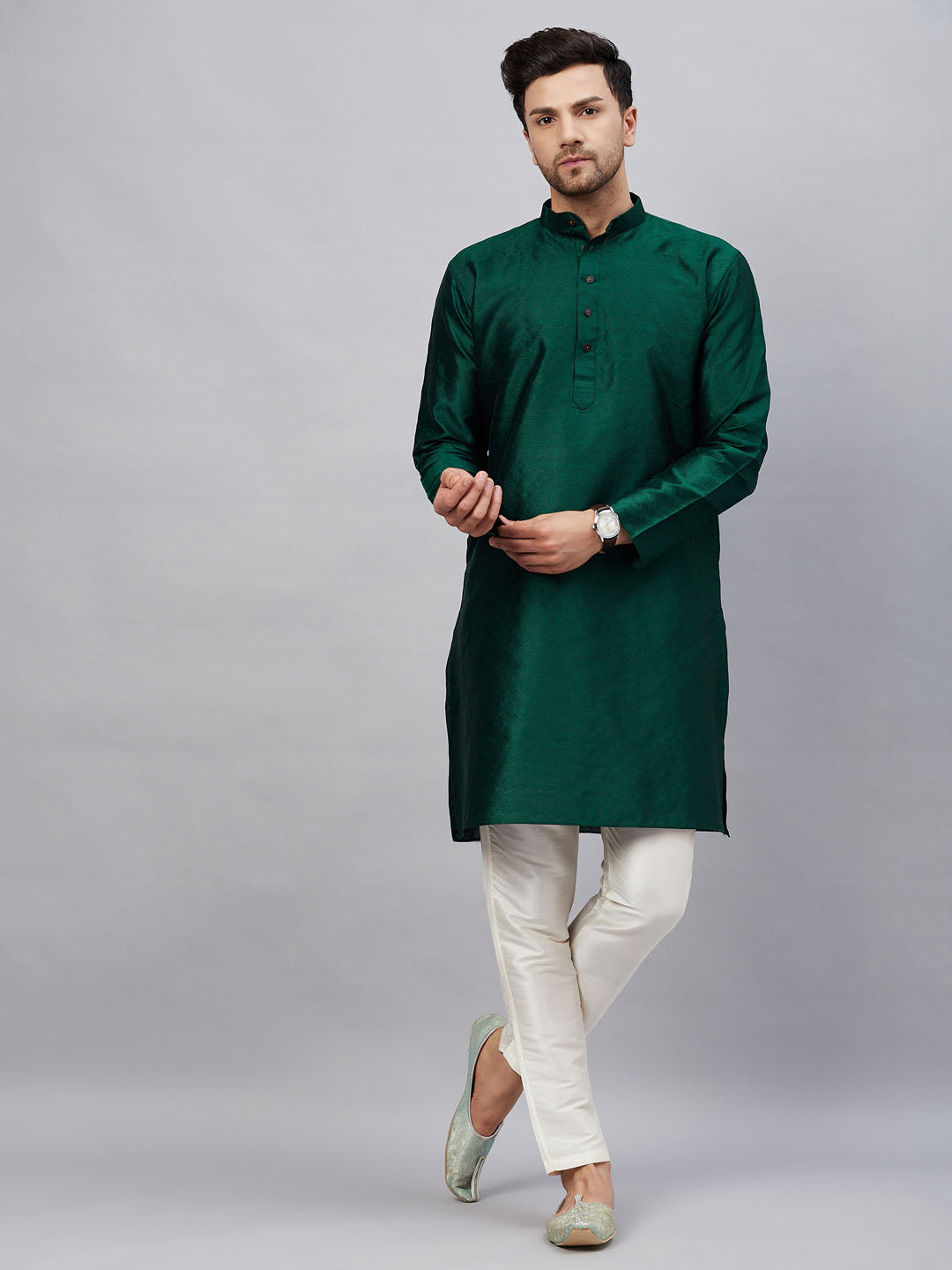 Vastramay mens green woven kurta with pant set