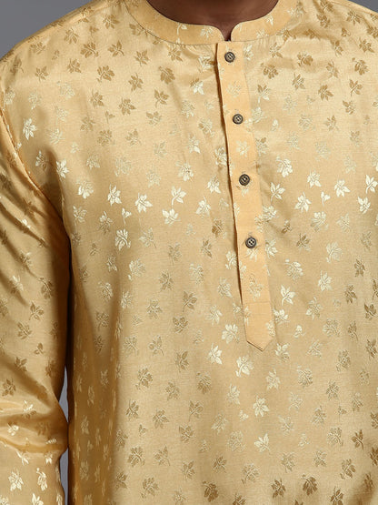 VASTRAMAY Men's Yellow Jacquard Kurta