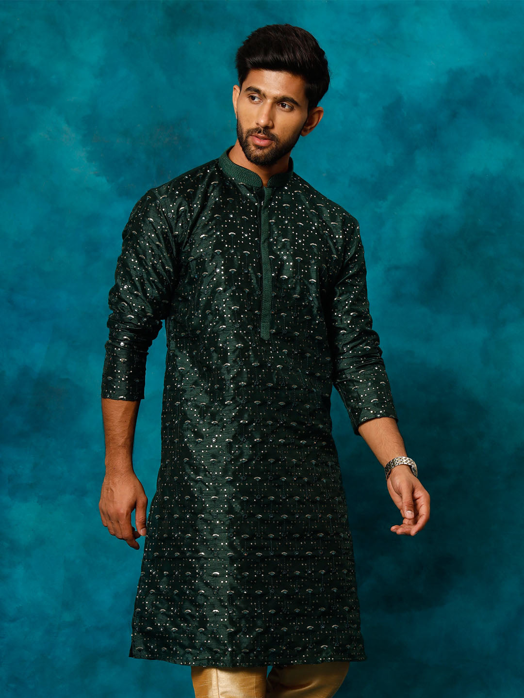 VASTRAMAY Men's Green Silk Blend Embellished Kurta