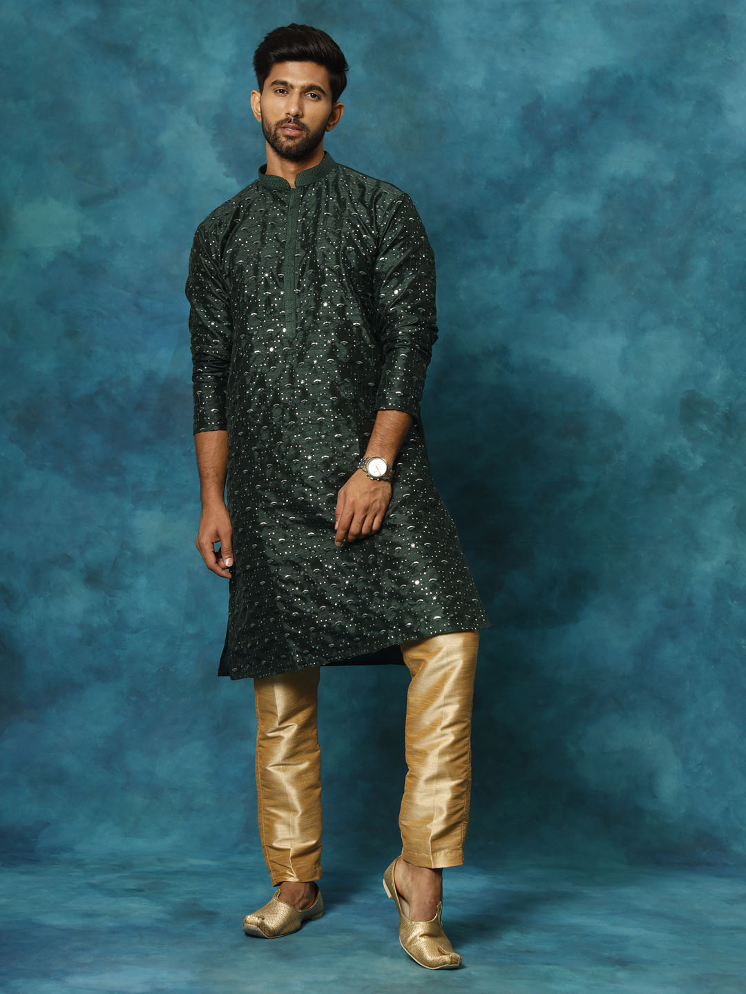 VASTRAMAY Men's Green Silk Blend Embellished Kurta