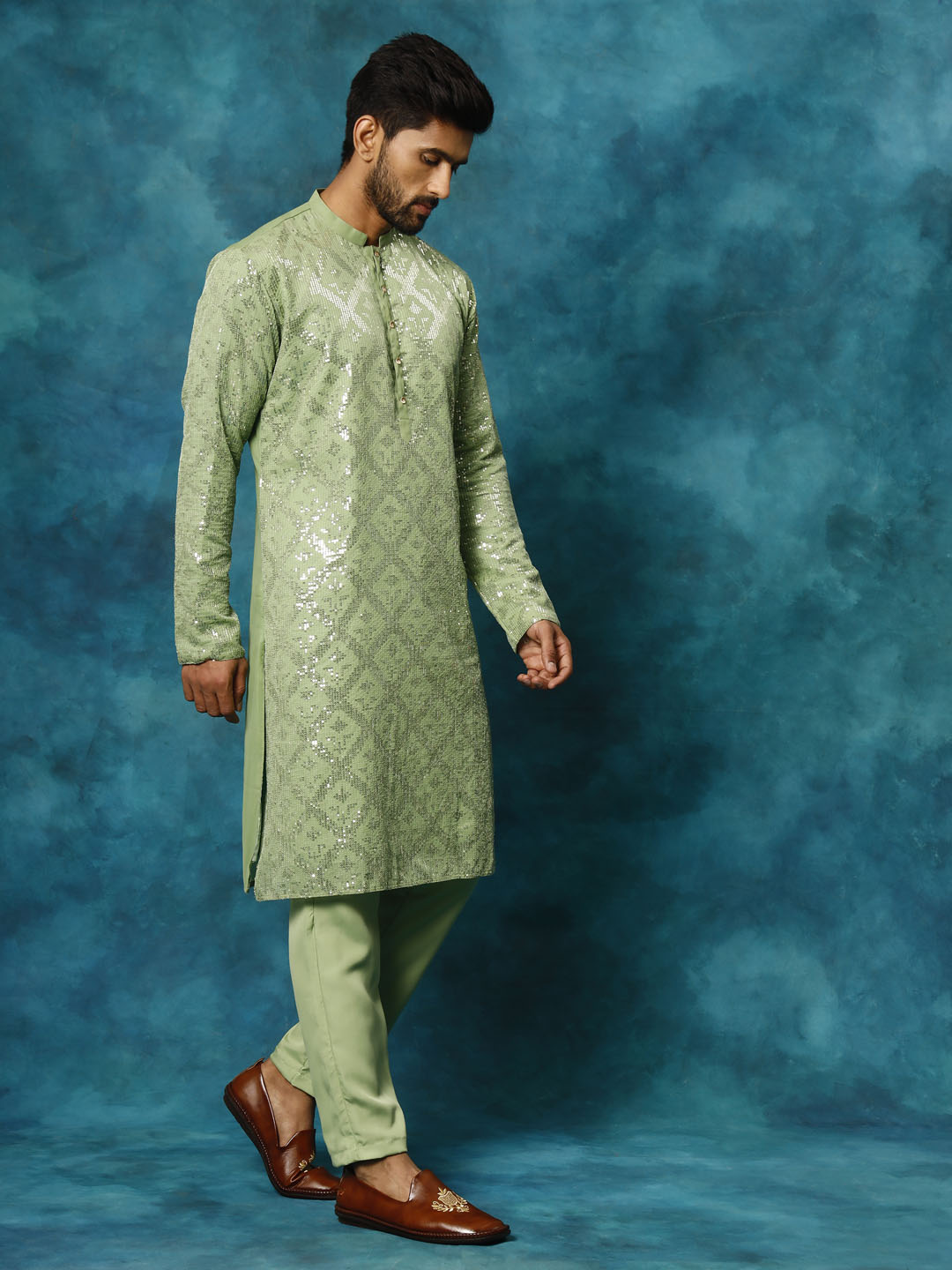 Vastramay Men's Mint Green Embellished Georgette Kurta