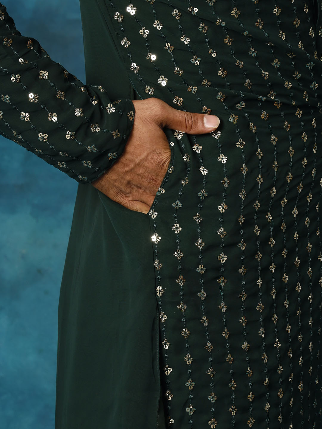 Vastramay Men's Green Georgette Sequins Kurta