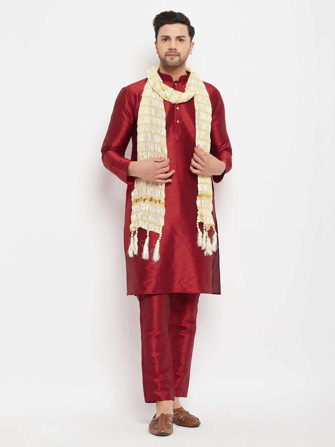 VASTRAMAY Men's Maroon Silk Blend Kurta and Maroon Pant Style Pyjama Set With Dupatta