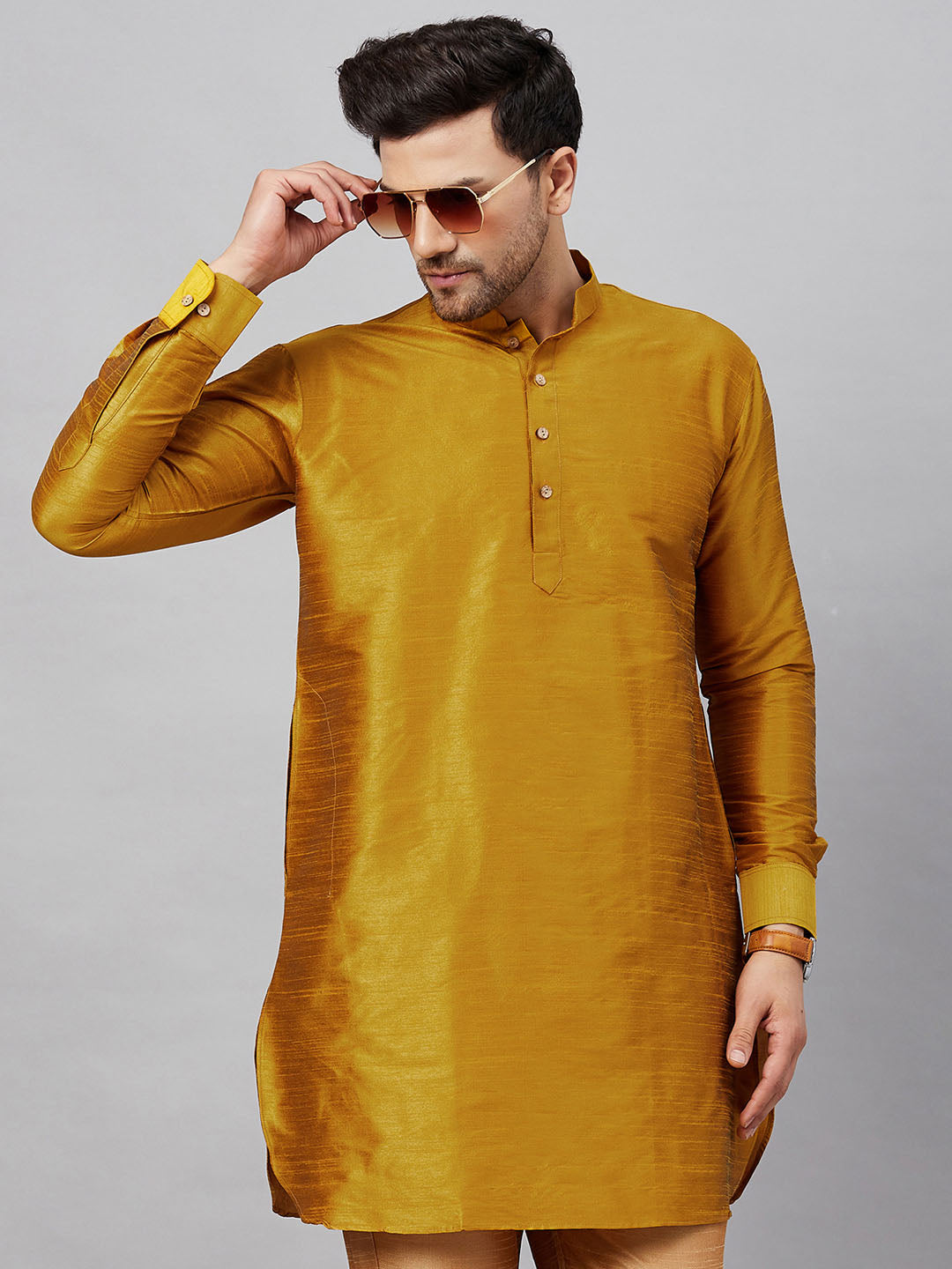 Vastramay Vastramay Men's Yellow Silk Blend Curved Kurta