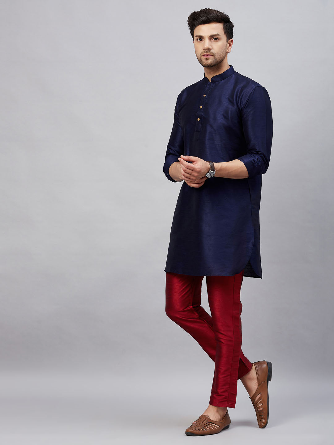 Vastramay mens naby blue silk blend kurta and pant style pyjama set