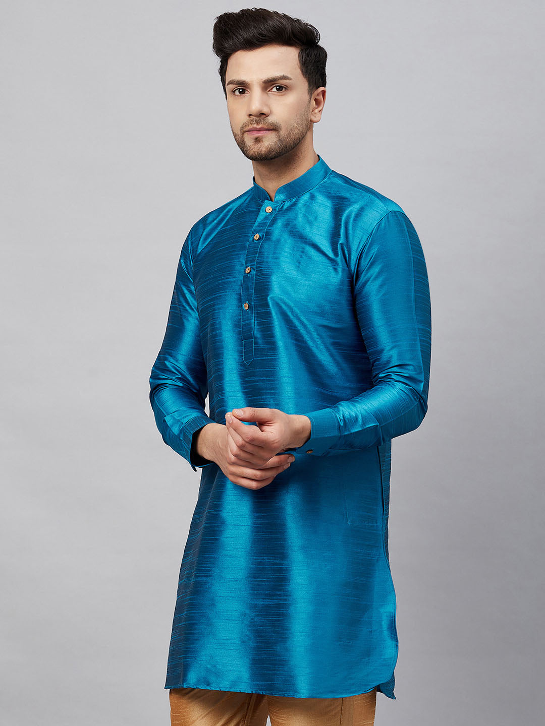 Vastramay Men's Turquoise Silk Blend Curved Kurta