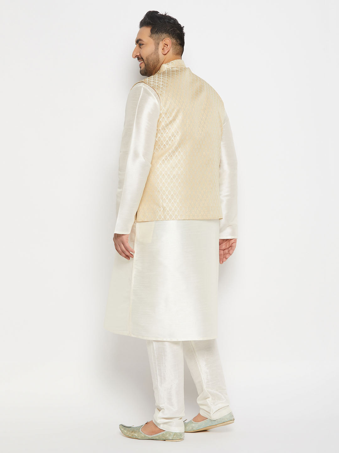 vastramay mens plus size cream ethnic jacket with cream silk blend kurta and pant style pyjama set