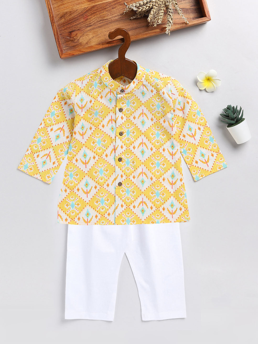 Vastramay sishu boys yellow and white printed cotton kurta pyjama set