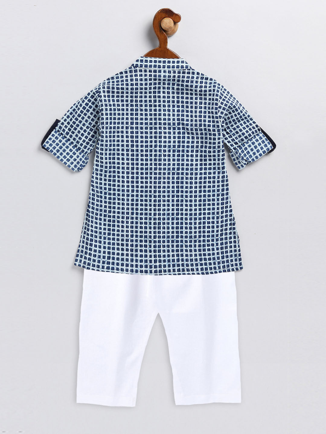 Vastramay sishu boys blue and white printed cotton kurta pyjama set