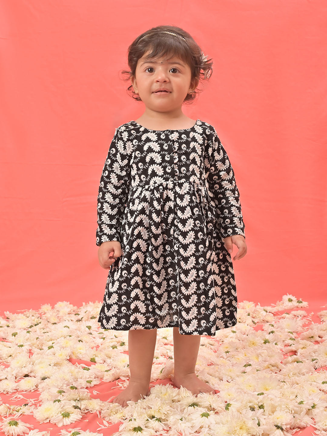 VASTRAMAY SISHU Girl's Black Chikankari Cotton Kurta