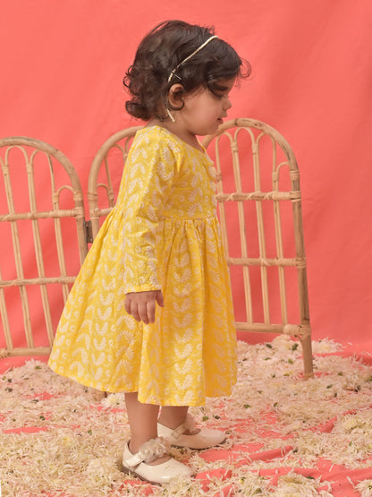 VASTRAMAY SISHU Girl's Mustard Chikankari Cotton Kurta