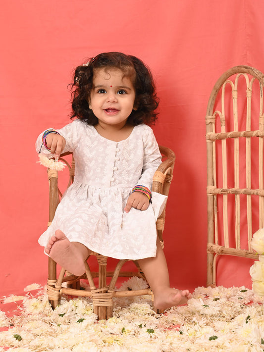 VASTRAMAY SISHU Girl's White Chikankari Cotton Kurta