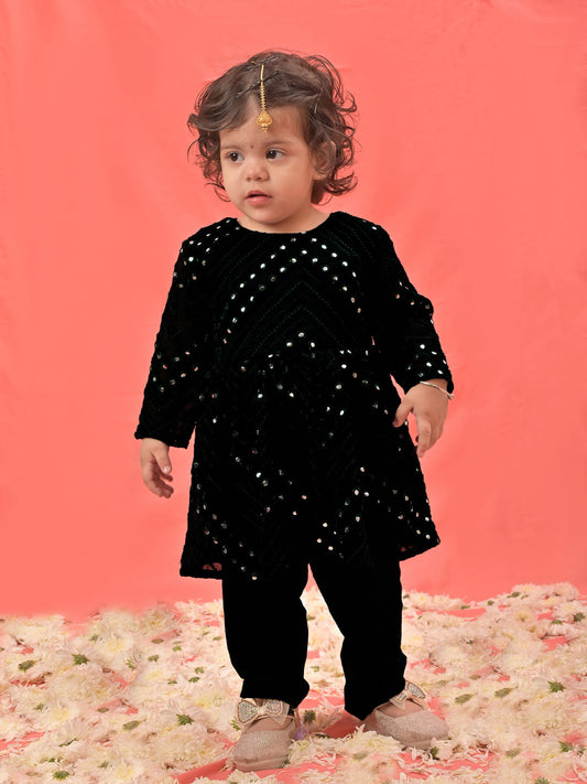 VASTRAMAY SISHU Girl's Black Mirror Kurta Pyjama Set