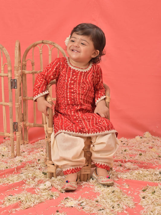 VASTRAMAY SISHU Girls Red Bandhni Print Kurta And Patiala Set