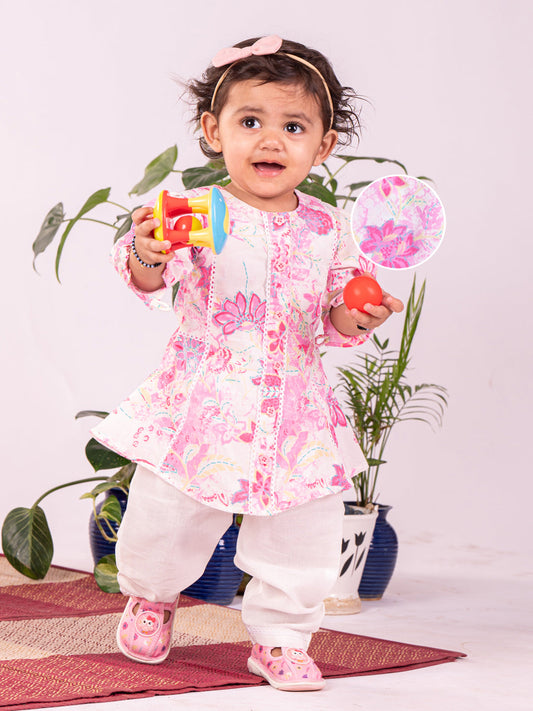 VASTRAMAY Girls' Pink Kurta Set