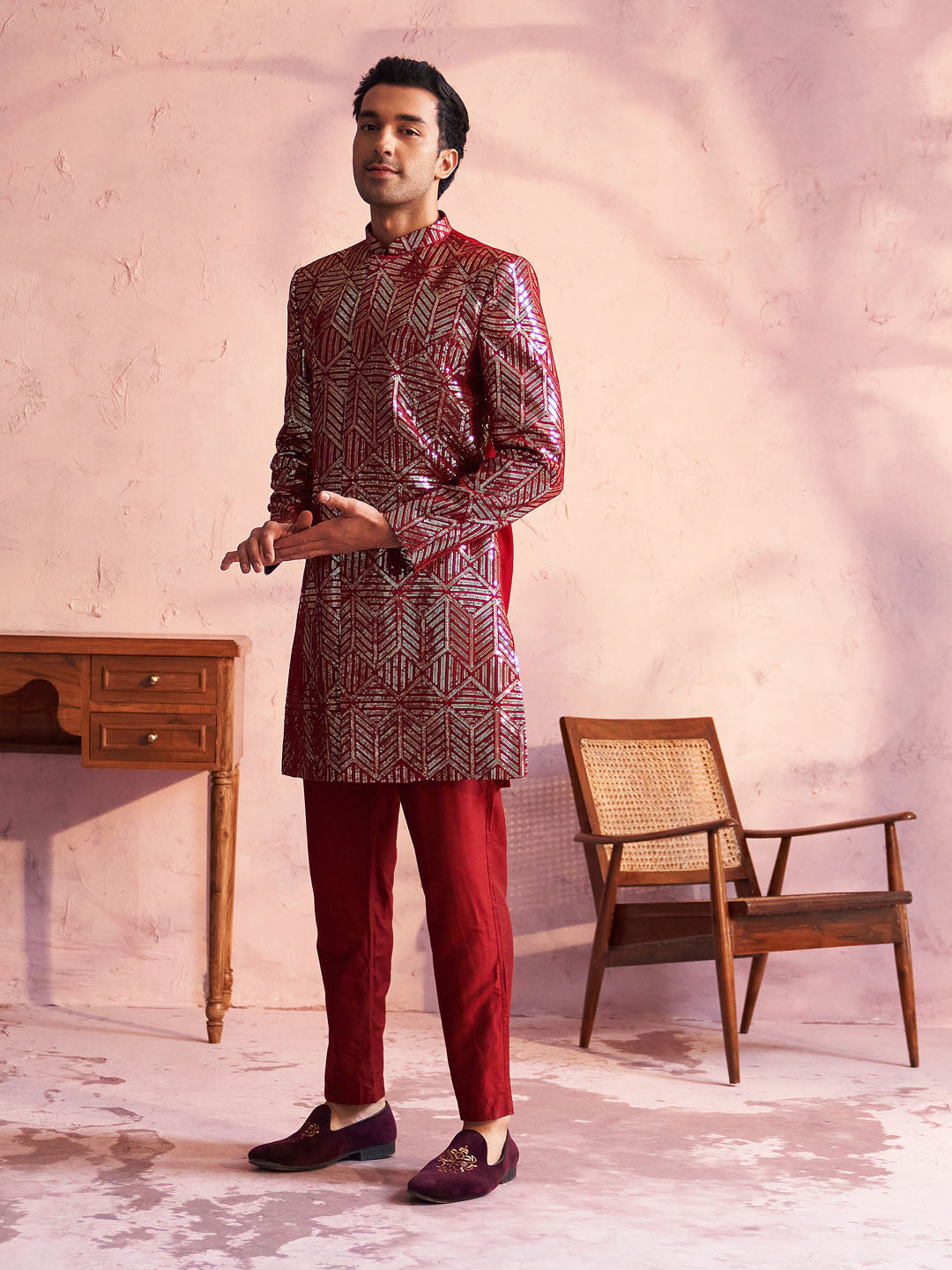 VASTRAMAY Men's Maroon Georgette Sherwani Only Top