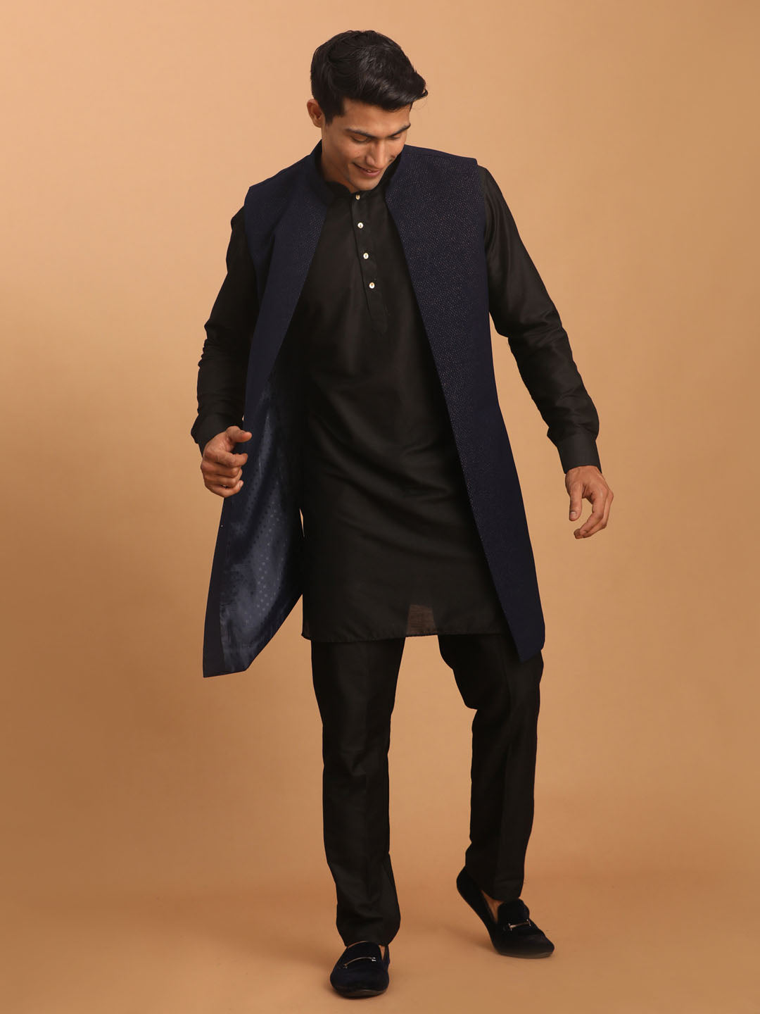 SHRESTHA BY VASTRAMAY Men's Navy Blue Dot Glitter Printed Jacket With Black Silk Blend Curved Hem Kurta And Pant Set