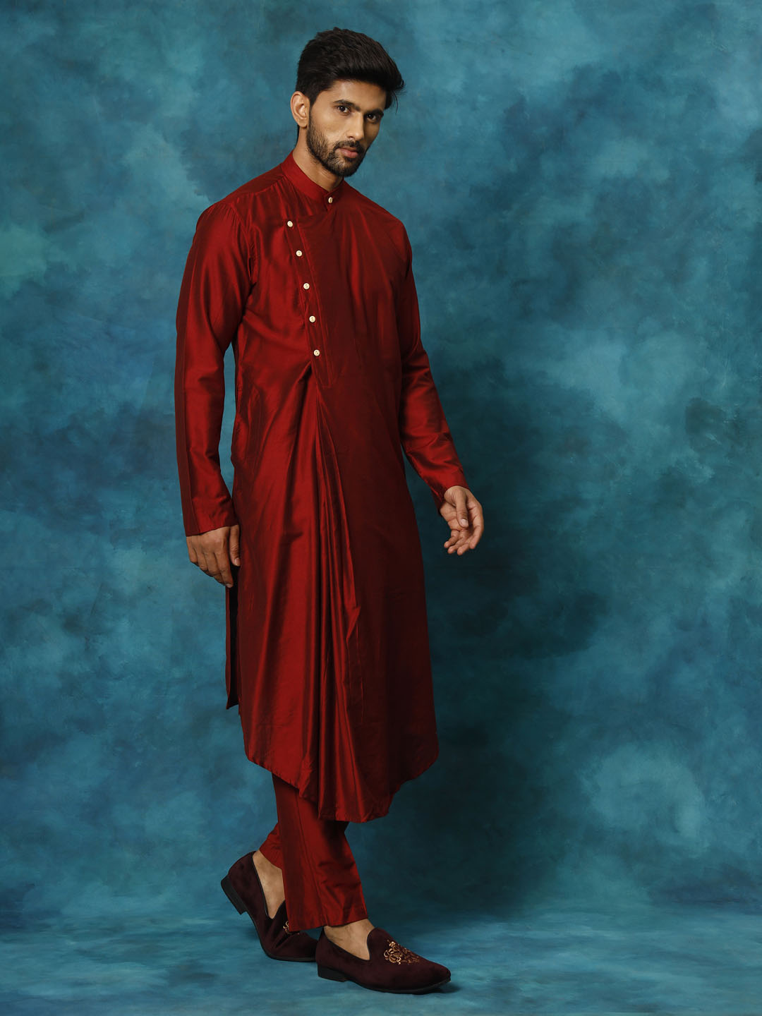 VASTRAMAY Men's Maroon Pleated Kurta