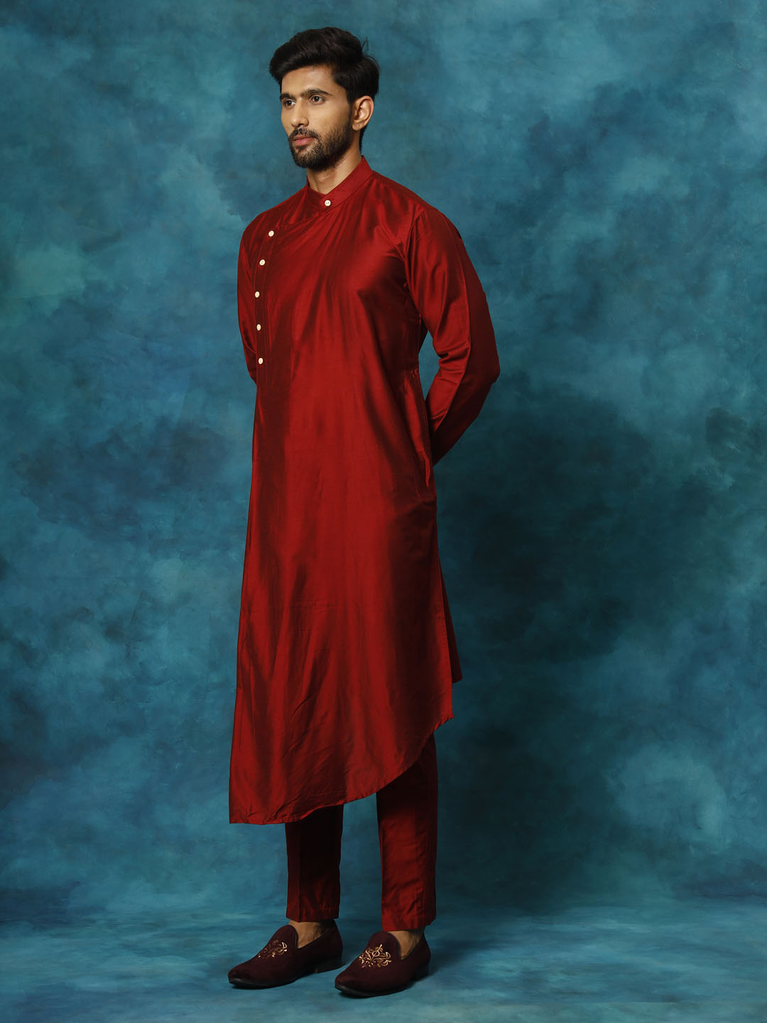 VASTRAMAY Men's Maroon Pleated Kurta