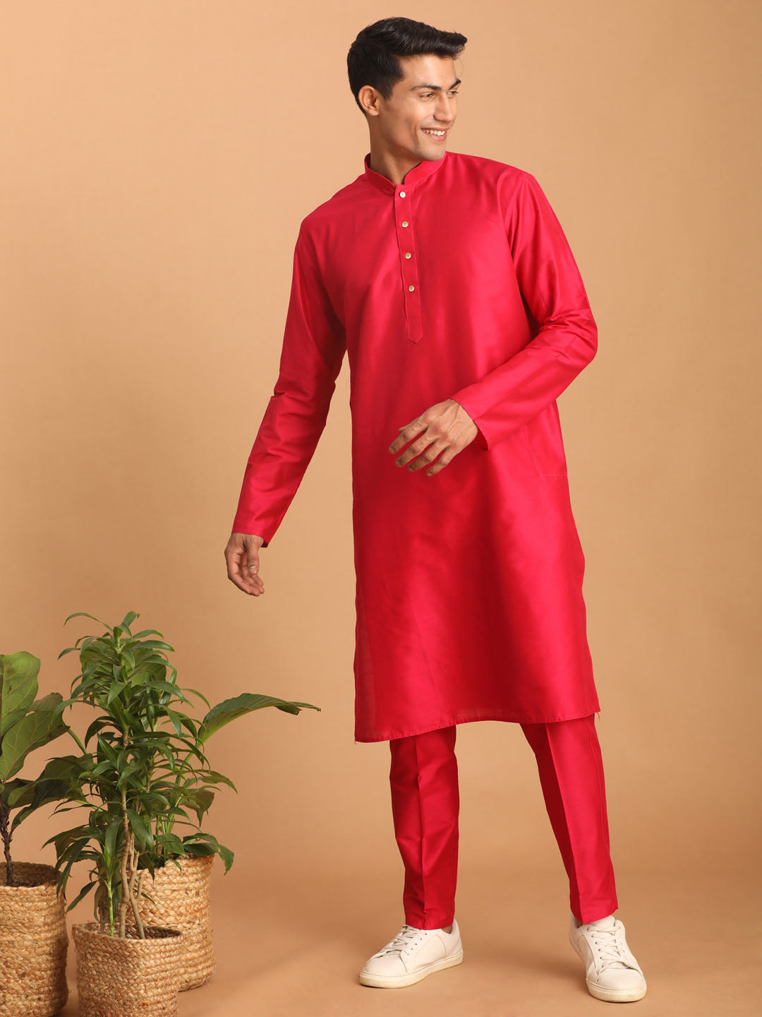 vastramay mens valentino pink solid fancy kurta with stylish pant