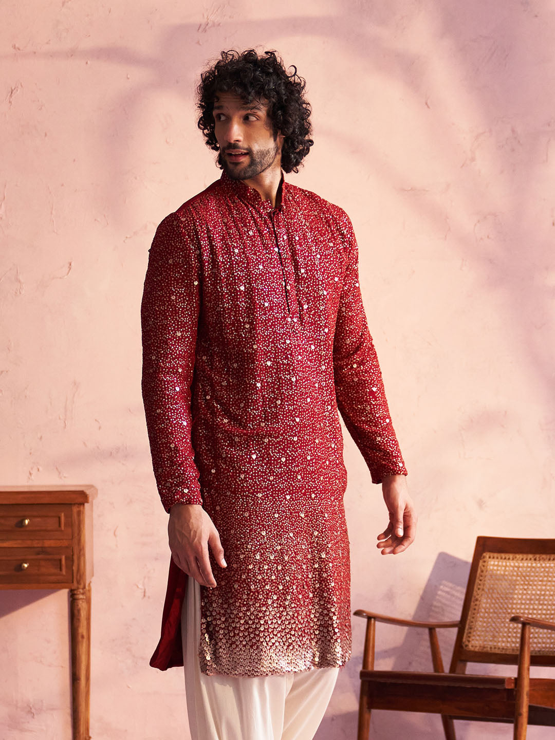 VASTRAMAY Men's Maroon Georgette Zari With Sequins Worked Kurta