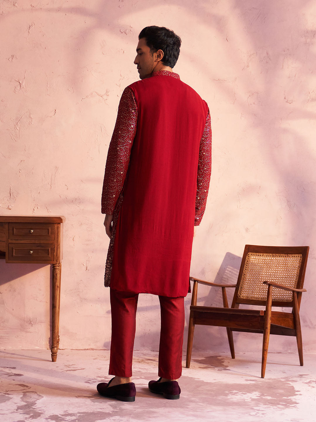 VASTRAMAY Maroon Geogette Baap Beta Kurta And Pyjama Set