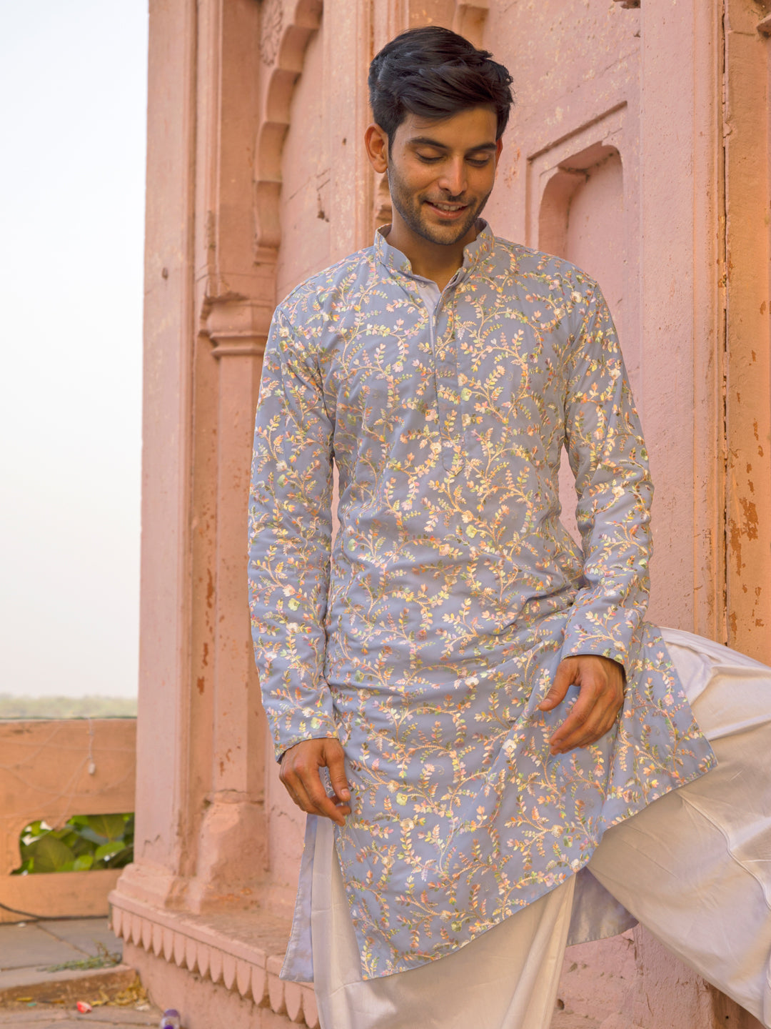 VASTRAMAY Men's Sky Blue Georgette Floral Motif Embroidered Kurta