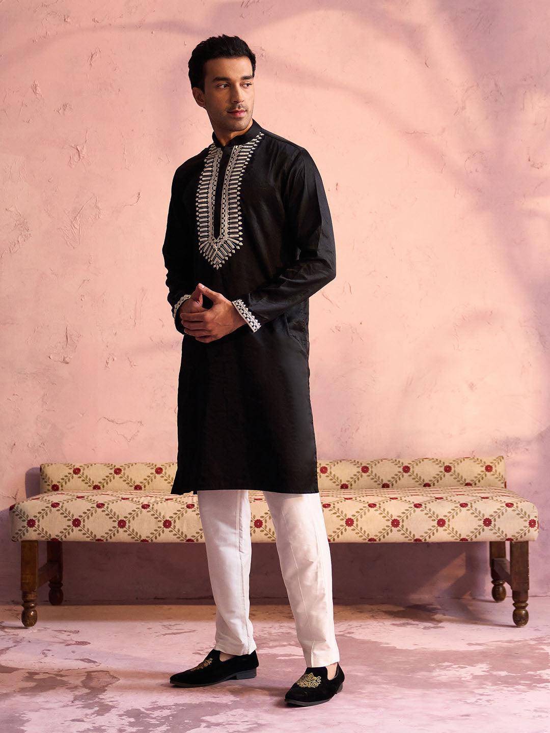 VASTRAMAY Men's Black Silk Machine Embroidered Kurta Pyjama