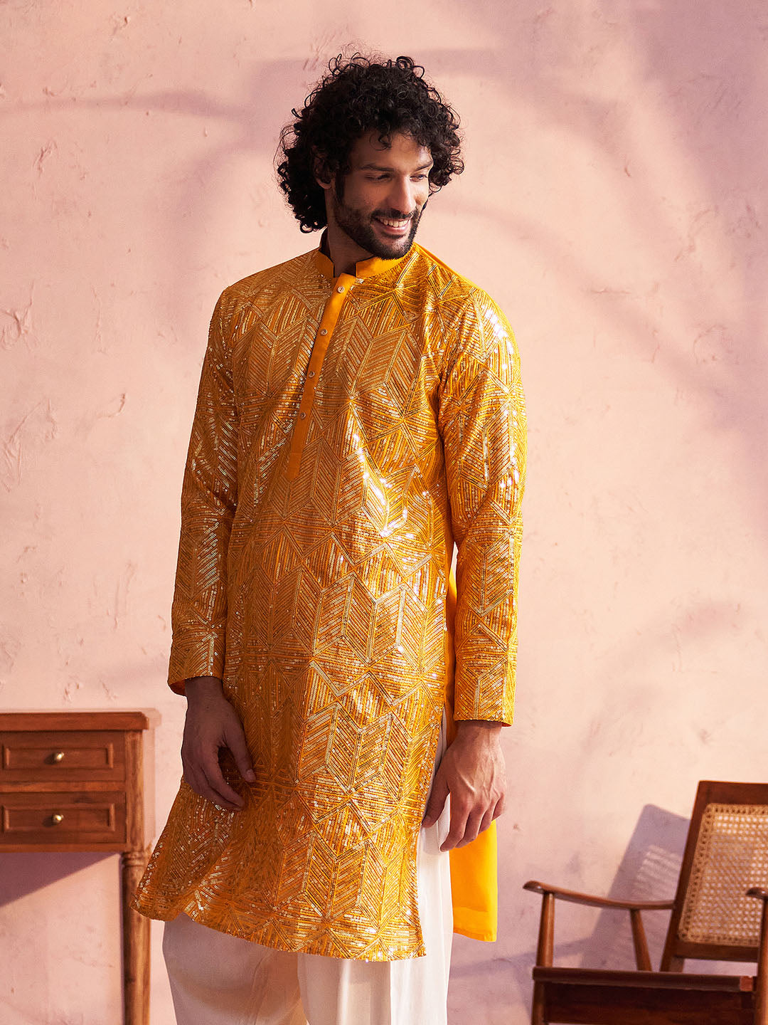 VASTRAMAY Men's Yellow Georgette Embellished Kurta