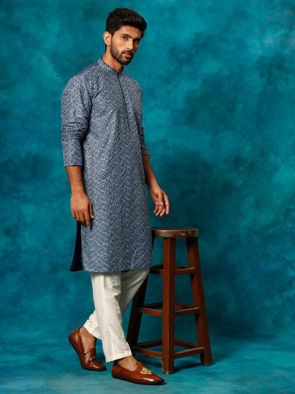 VASTRAMAY Men's Grey Cotton Schiflli Kurta