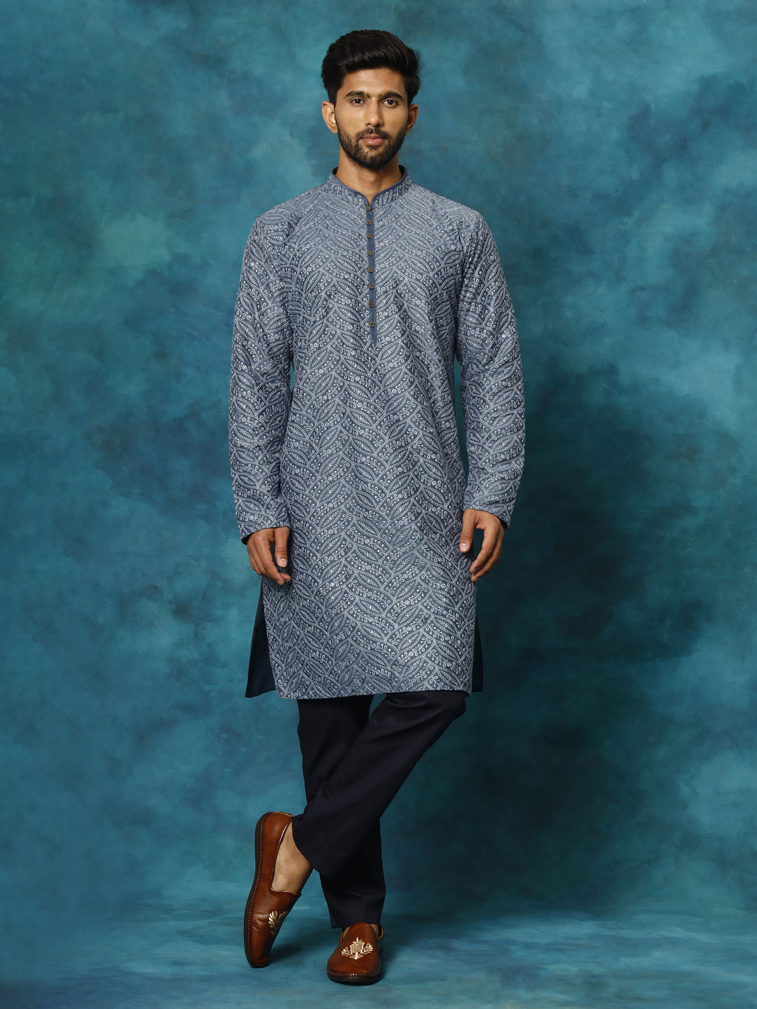 VASTRAMAY Men's Grey Cotton Schiflli Kurta Pant Set