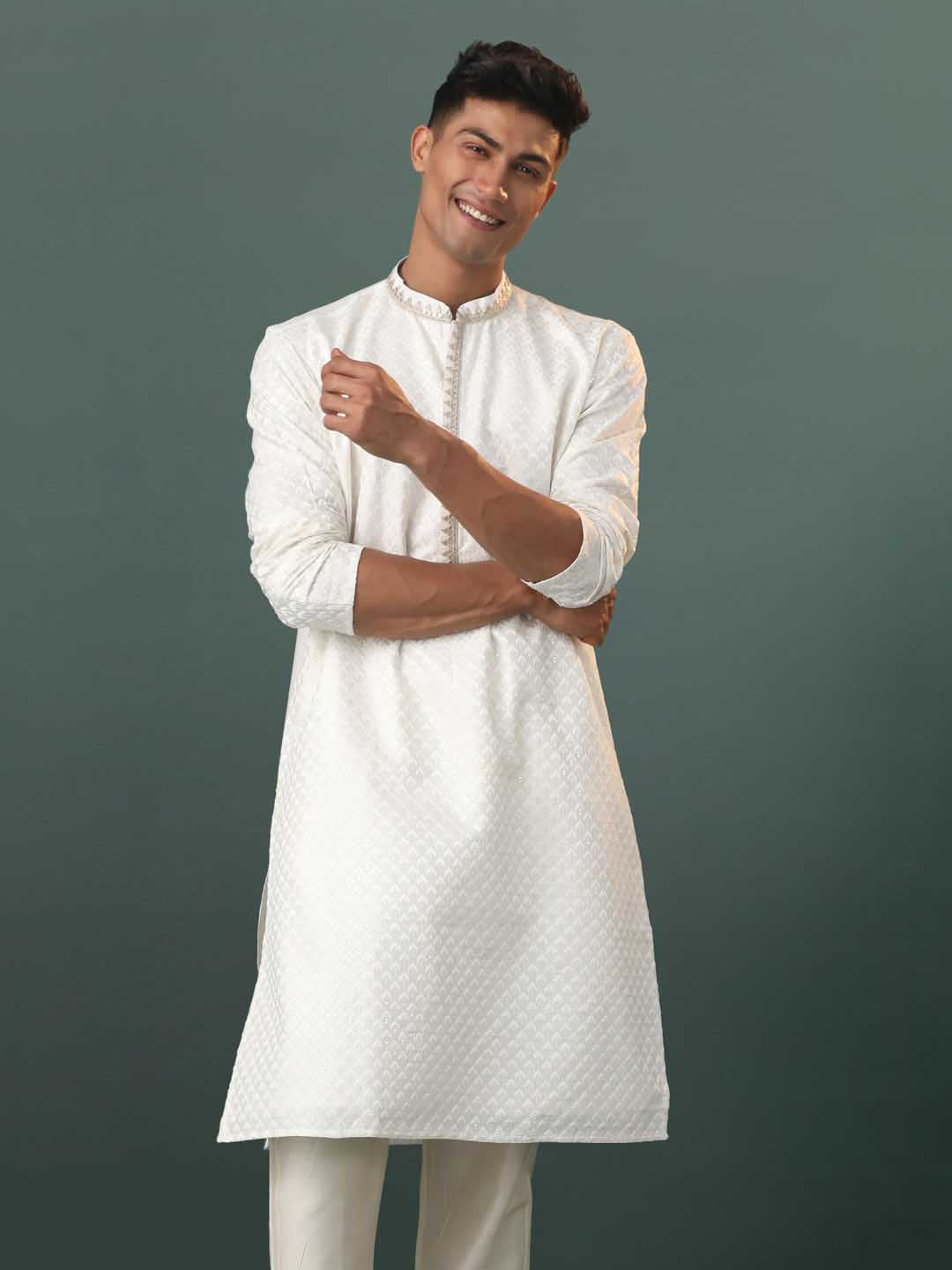 SHRESTHA By Vastramay  Men's Cream Embroidered Cotton Blend Kurta