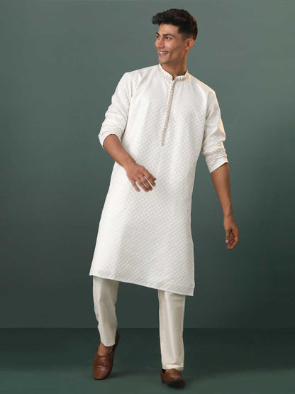 SHRESTHA By Vastramay  Men's Cream Embroidered Cotton Blend Kurta