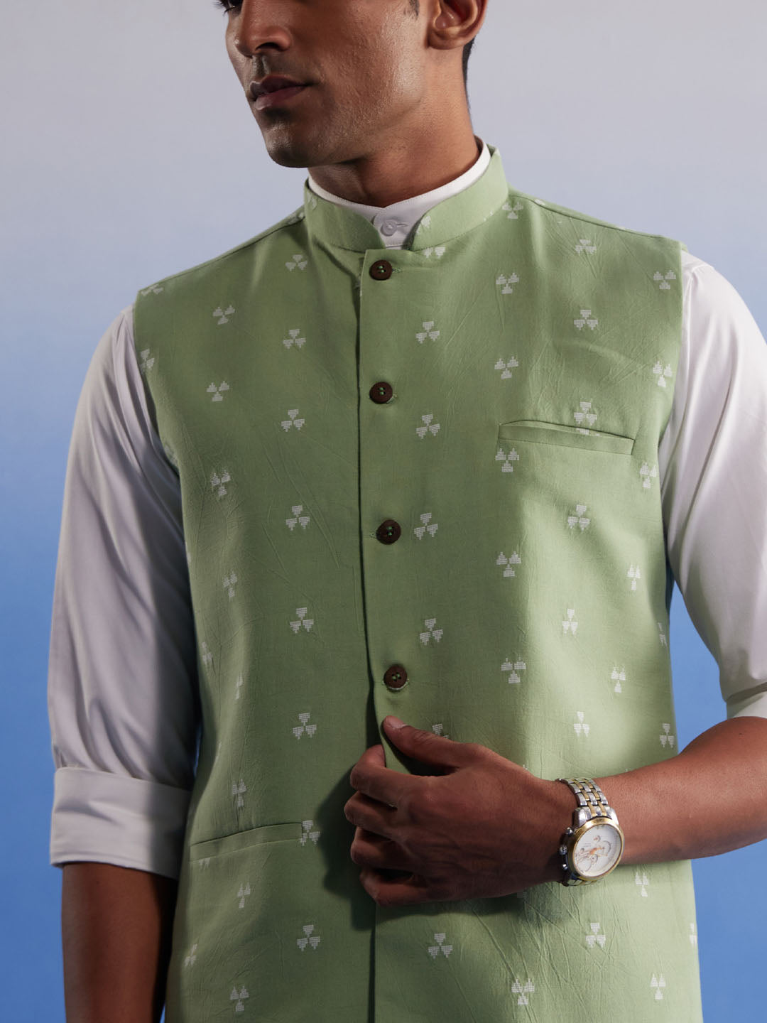 SHVAAS By VASTRAMAY Men's Green Jacquard Nehru Jacket