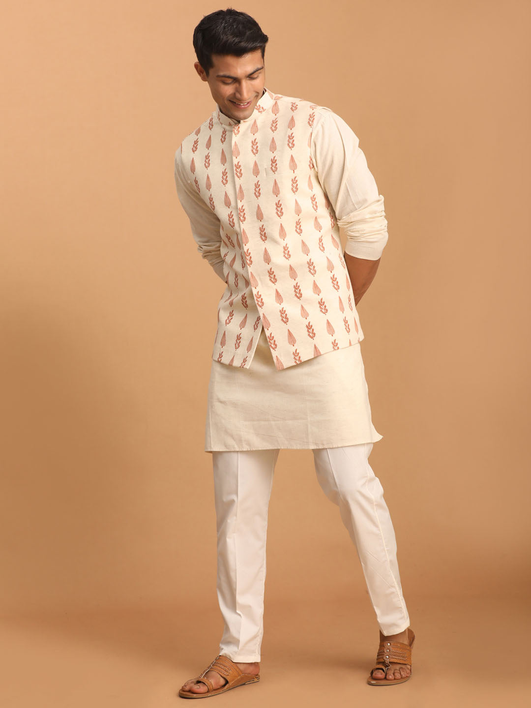 SHVAAS By VASTRAMAY Men's Cream Leaf Printed Pure Cotton Nehru Jacket With Short Kurta And Pant Set