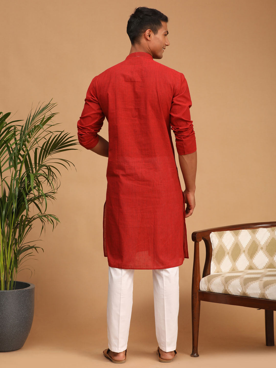 shvaas by Vastramay mens maroon color cotton handloom kurta with white pant set