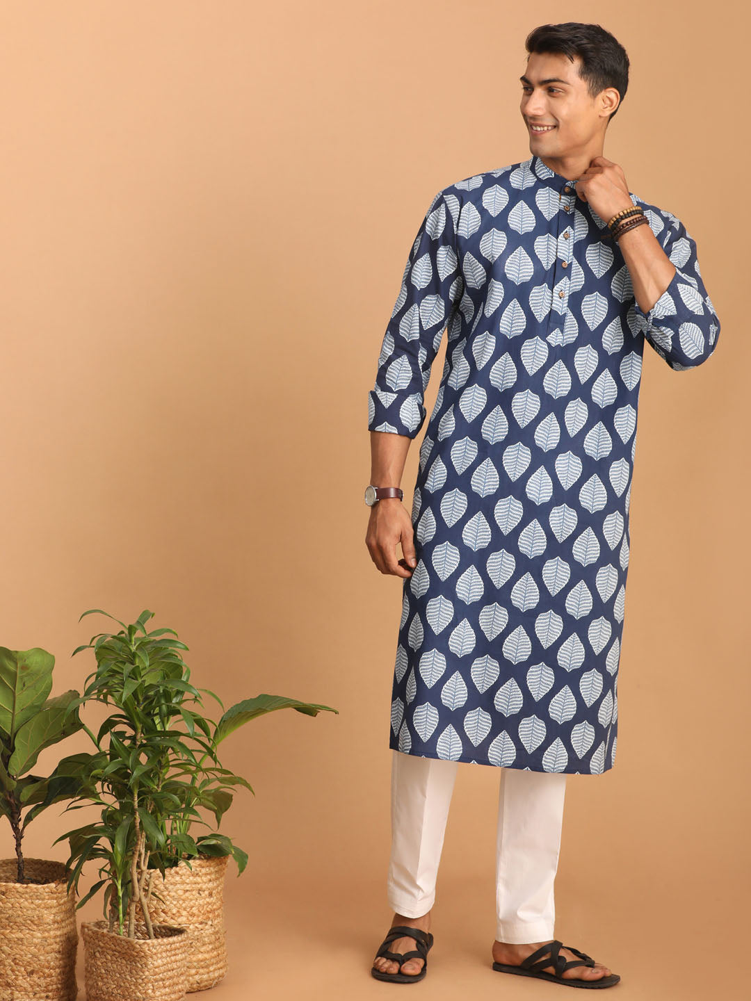 VASTRAMAY Men's Blue Leaf Print cotton Kurta With White Pant Style pyjama Set