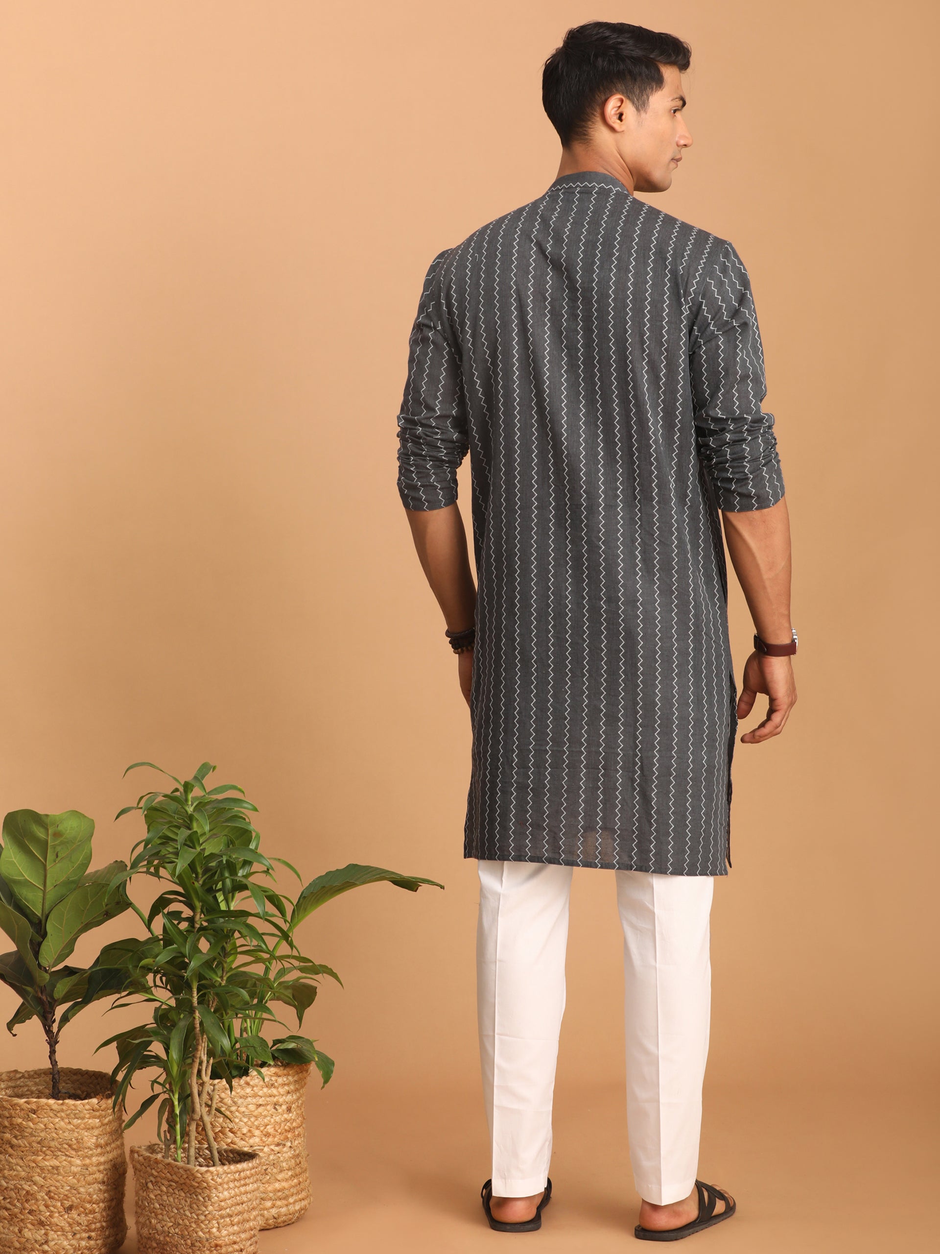 Vastramay mens grey jacquard zig zag pattern cotton kurta with pajama set