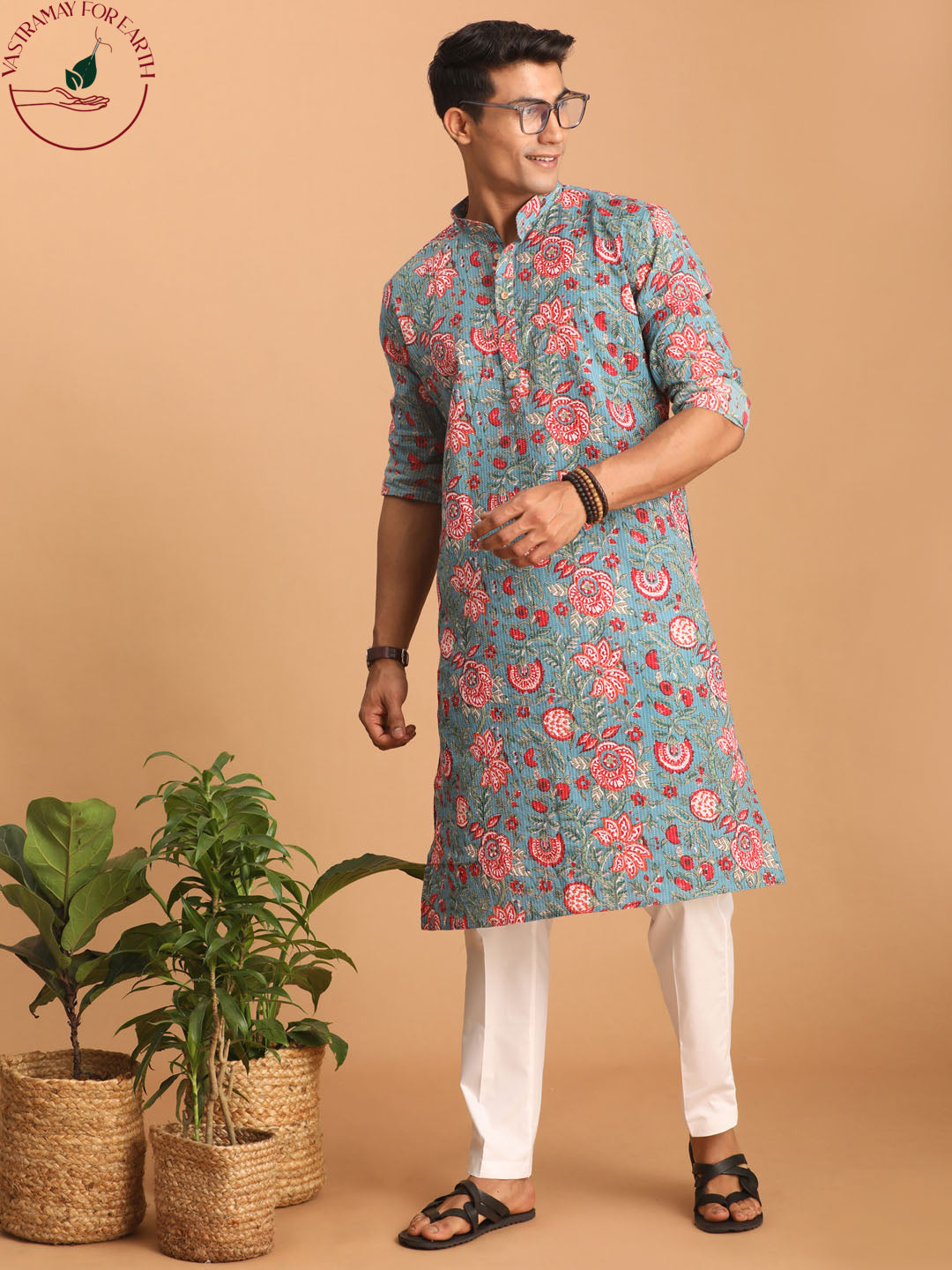 vastramay mens blue and red floral printed cotton kurta with white pant set