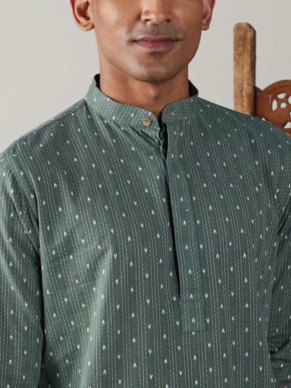 VASTRAMAY Men's Green cotton Jacquard Kurta With White Pant Set