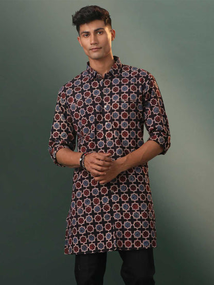 SHVAAS By VASTRAMAY Men's Multi Color Base Black Ajrakh Print Cotton Kurta