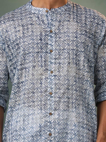 Vastramay Men's Grey Geometric Print Cotton Blend Kurta