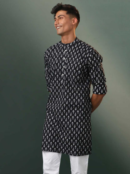 Vastramay Men's Black Printed Cotton Kurta Pyjama Set