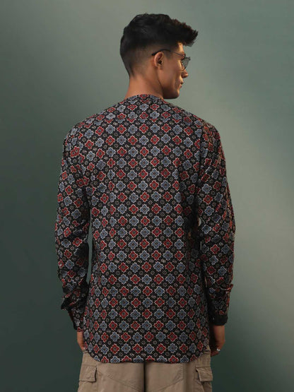 Vastramay Men's Multi Color Base Black Ajrakh Print Short Kurta