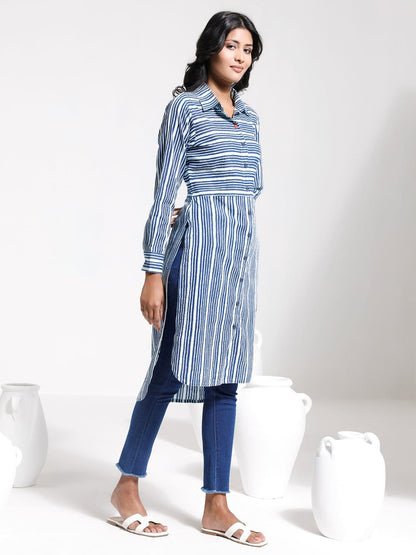 VASTRAMAY Women's Blue Striped Cotton Shirt Style Kurta