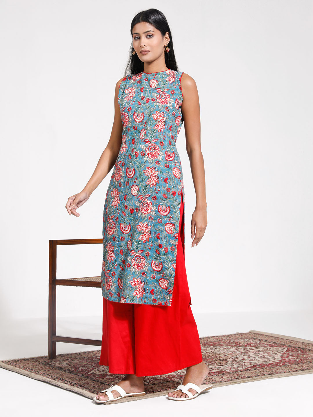 VASTRAMAY Women's Blue And Red Kalamkari Kurta Palazzo Set