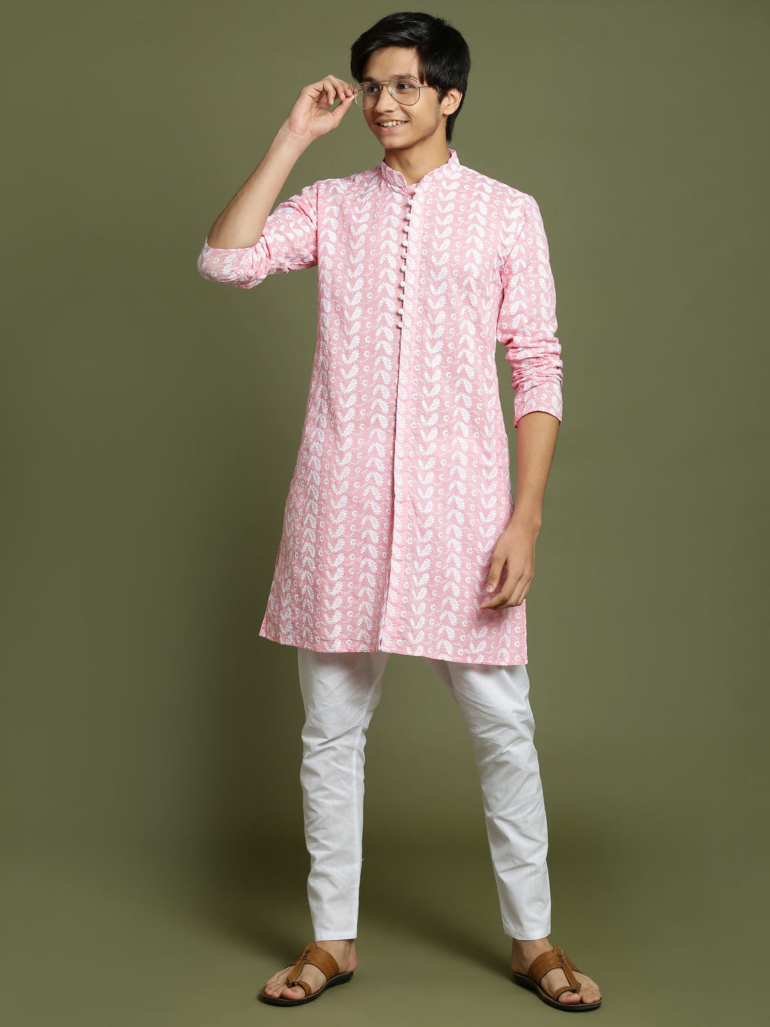 VASTRAMAY Boys' Pink Chaikankari Kurta With White Pyjama Set